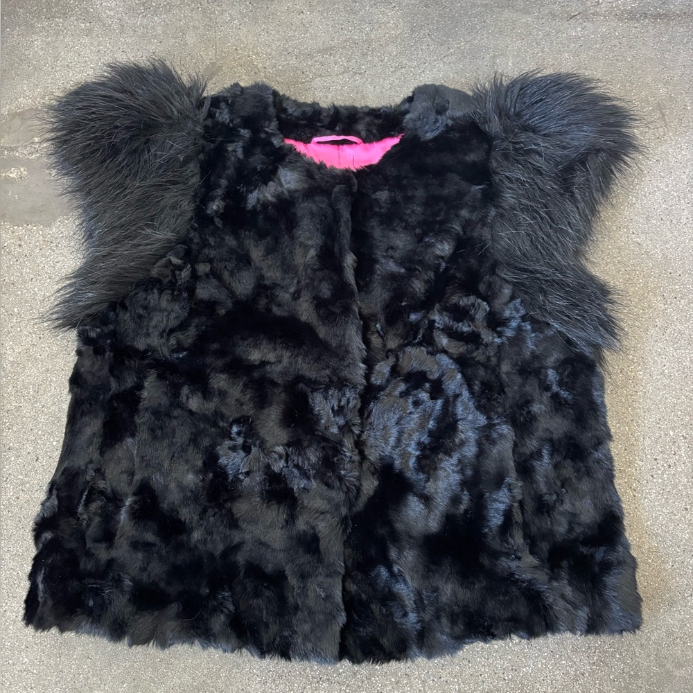 Skaist Taylor Black Faux Fur vest women’s M